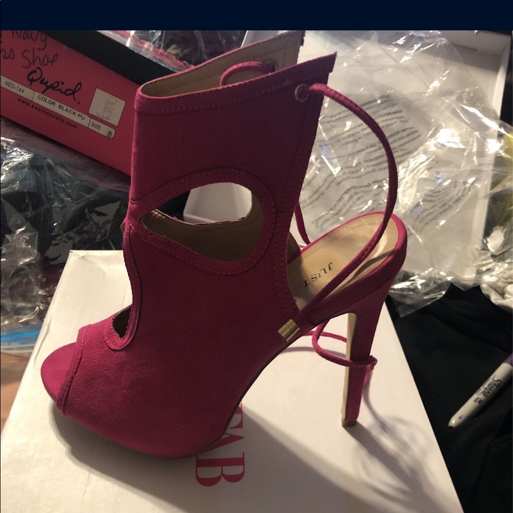 Fushia Heel